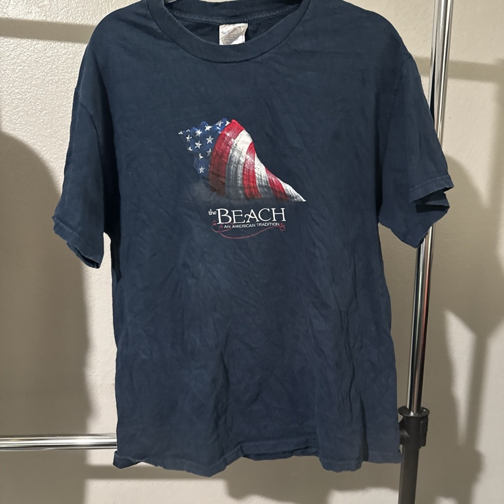 Vintage Patriotic Beach Graphic Tee